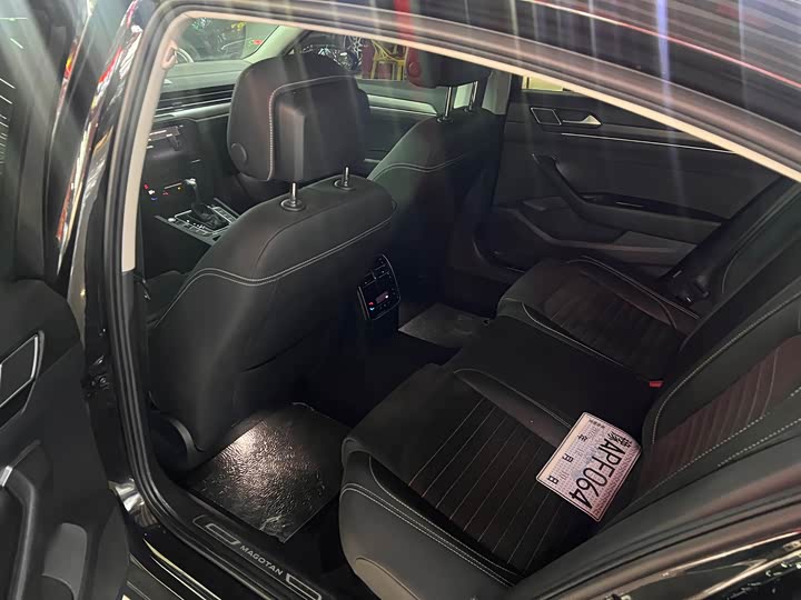 Фото 6 - Volkswagen Magotan