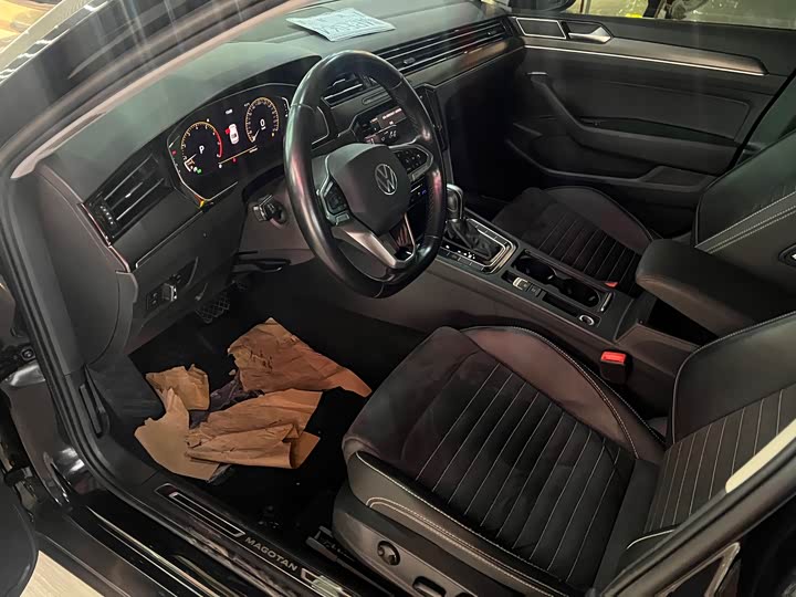 Фото 7 - Volkswagen Magotan