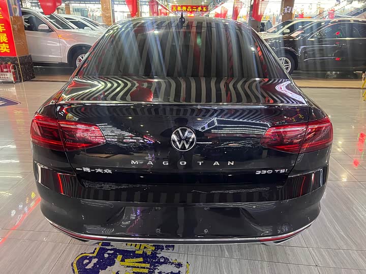 Фото 8 - Volkswagen Magotan