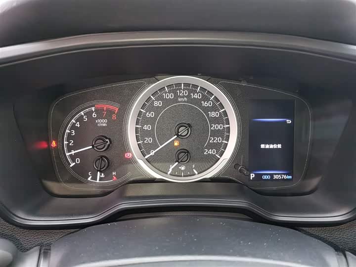 Фото 12 - Toyota Corolla