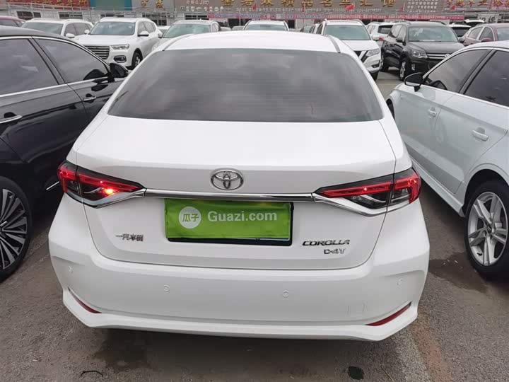 Фото 6 - Toyota Corolla