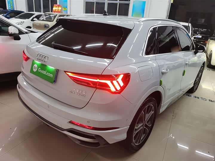 Фото 7 - Audi Q3