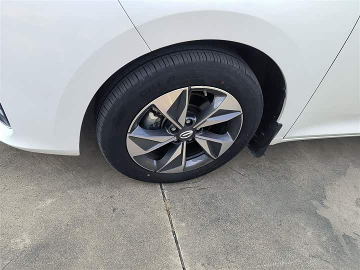 Фото 22 - GAC Trumpchi M6