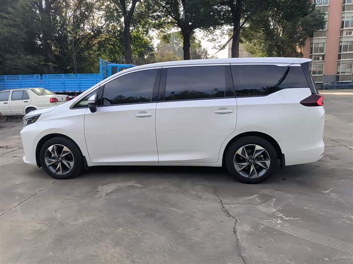 Фото 4 - GAC Trumpchi M6