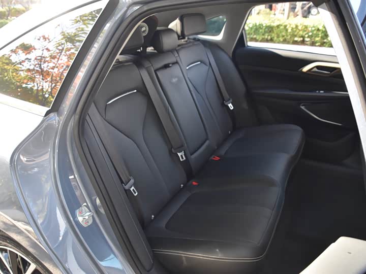 Фото 13 - XPeng P5