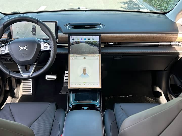 Фото 17 - XPeng P5