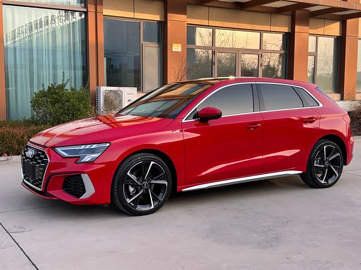 Фото 1 - Audi A3