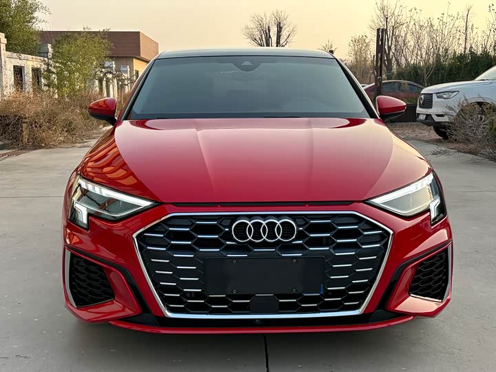 Фото 2 - Audi A3