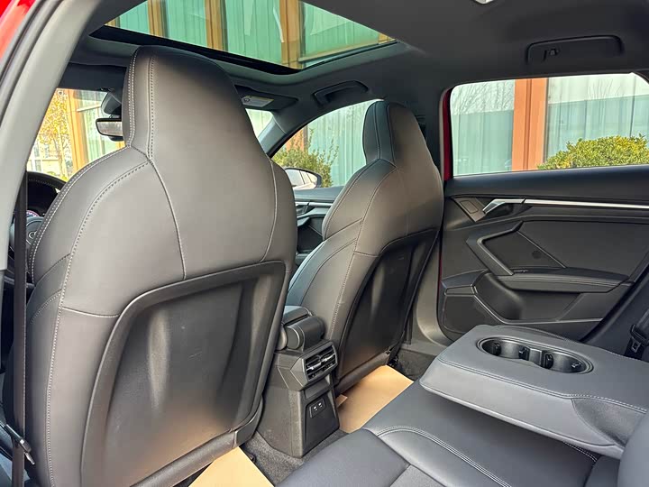 Фото 8 - Audi A3