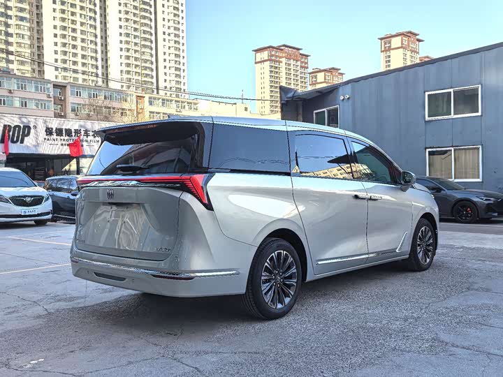 Фото 5 - Buick GL8 ES