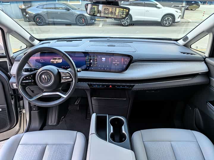 Фото 7 - Buick GL8 ES