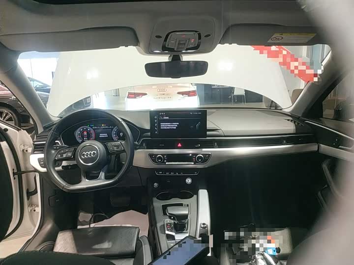 Фото 10 - Audi A4L