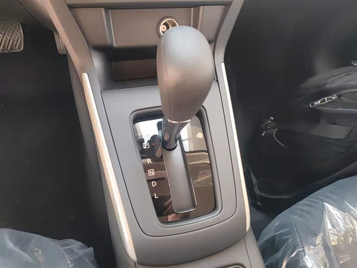 Фото 14 - Nissan Sylphy