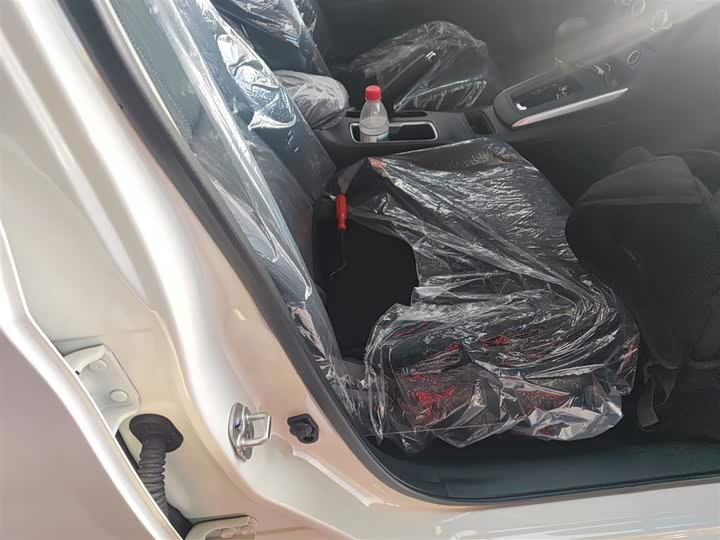 Фото 25 - Nissan Sylphy