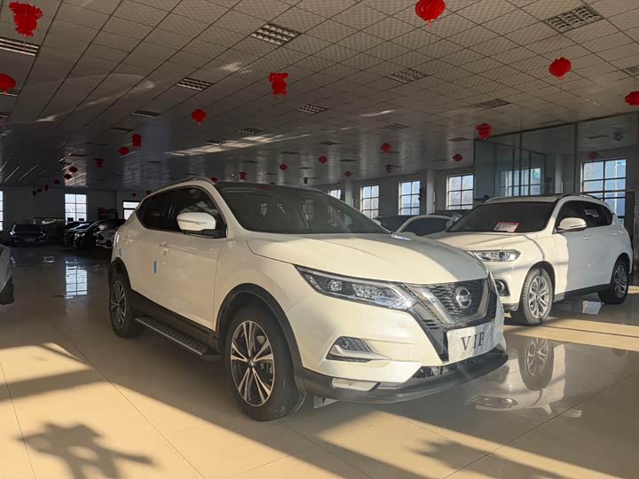 Фото 16 - Nissan Qashqai