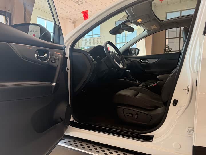 Фото 6 - Nissan Qashqai