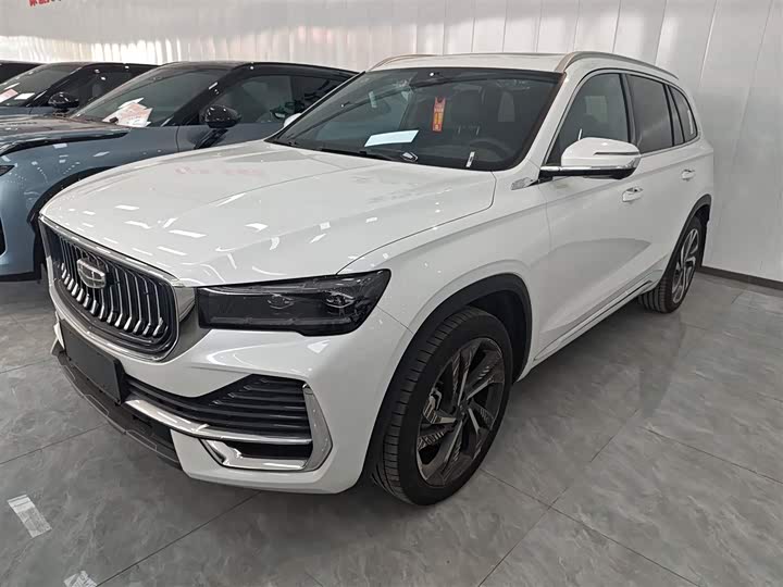 Фото 2 - Geely Monjaro