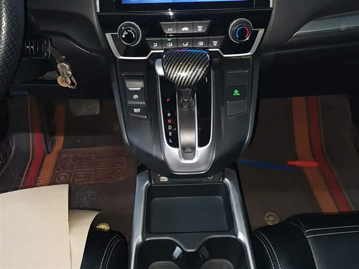 Фото 14 - Honda CR-V