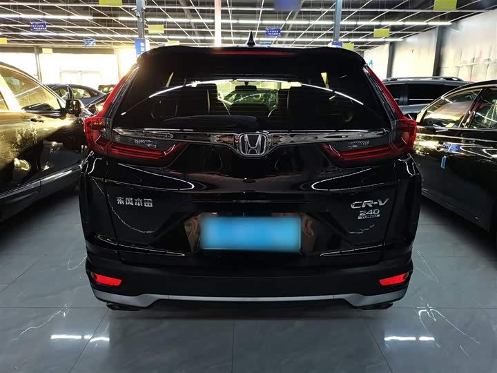 Фото 6 - Honda CR-V