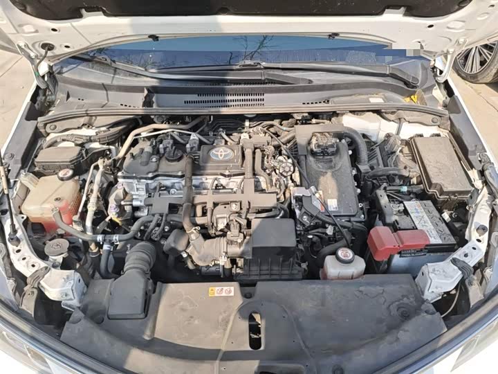 Фото 11 - Toyota Corolla