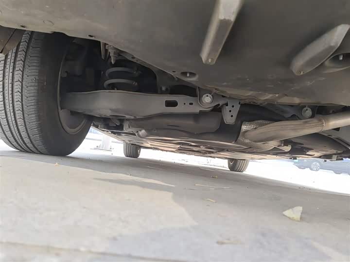 Фото 18 - Toyota Corolla