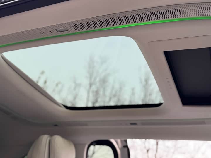 Фото 25 - XPeng X9