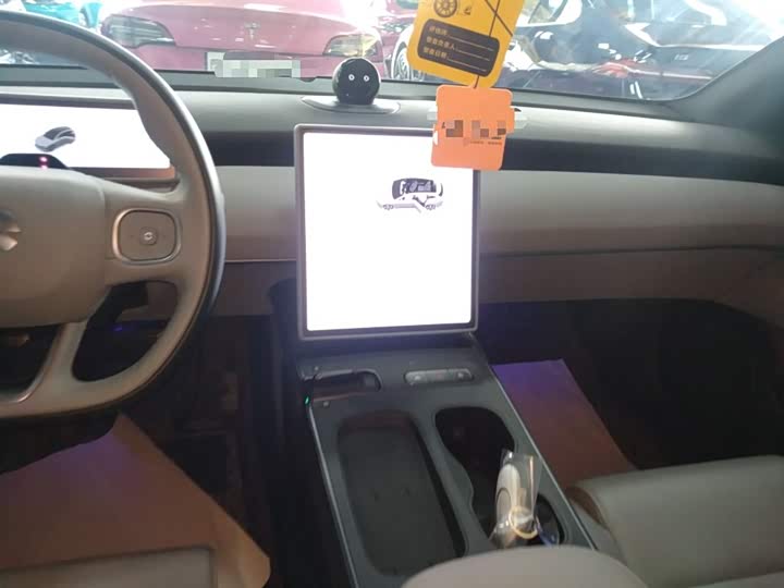 Фото 13 - Nio ET5T