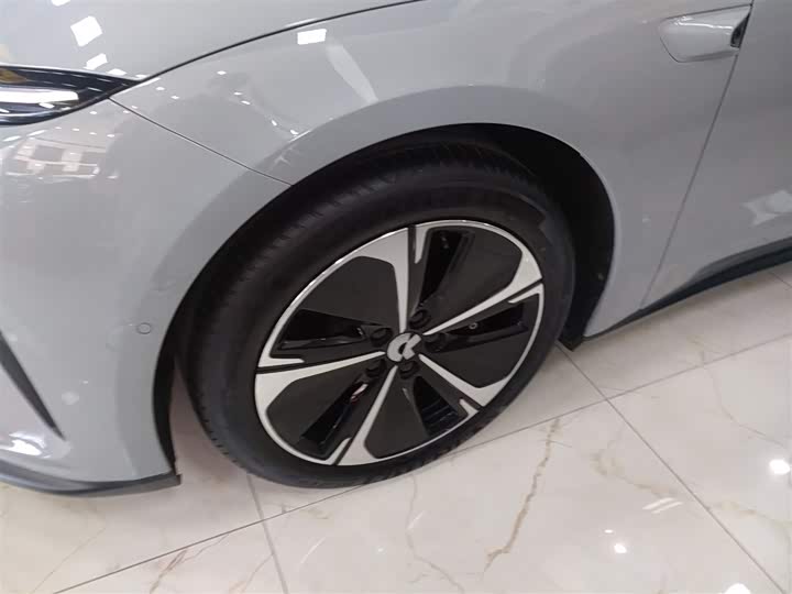 Фото 23 - Nio ET5T