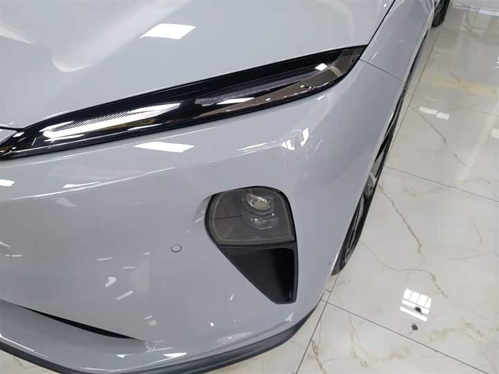 Фото 24 - Nio ET5T