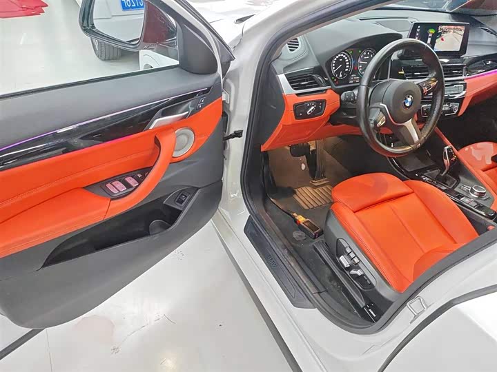 Фото 13 - BMW X2