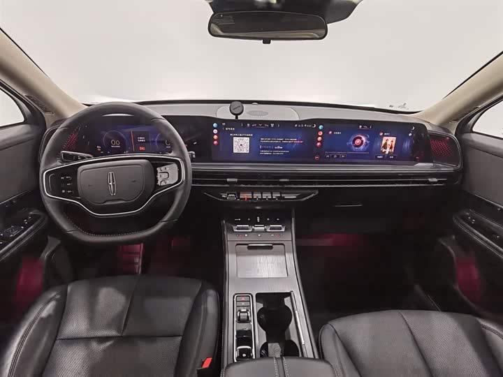 Фото 5 - Lincoln Corsair