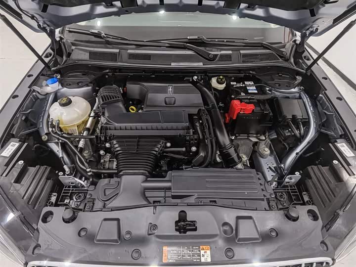 Фото 6 - Lincoln Corsair