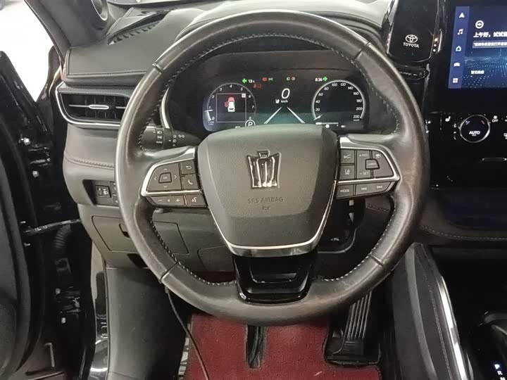 Фото 11 - Toyota Crown Kluger