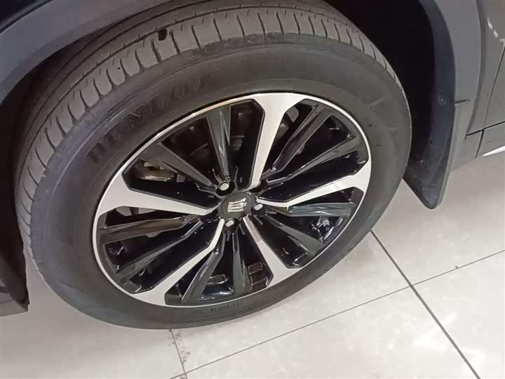 Фото 23 - Toyota Crown Kluger