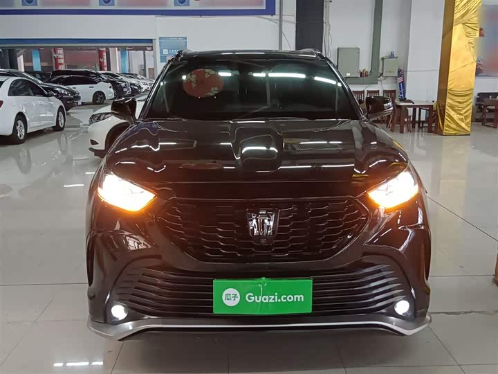 Фото 3 - Toyota Crown Kluger