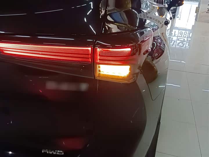 Фото 8 - Toyota Crown Kluger