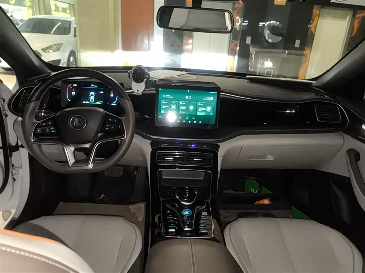 Фото 10 - BYD Qin Plus