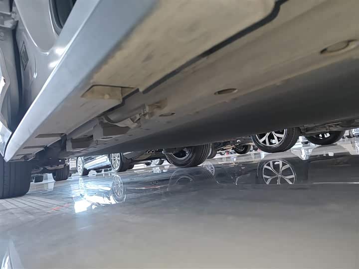 Фото 21 - BYD Dolphin