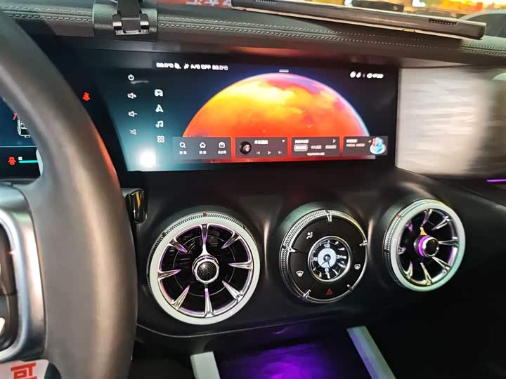 Фото 13 - Tank 300