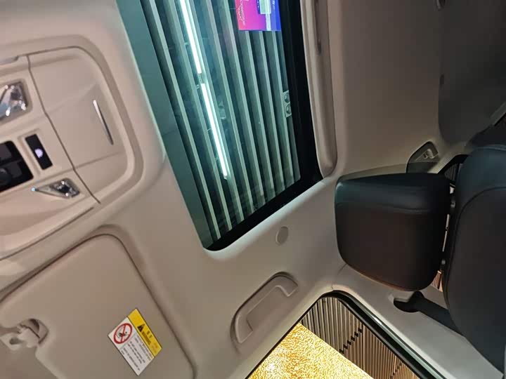 Фото 18 - Tank 300