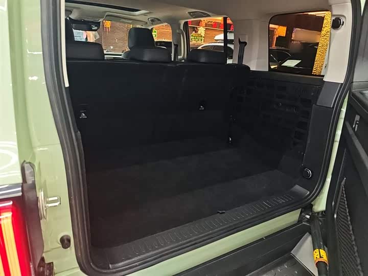 Фото 19 - Tank 300