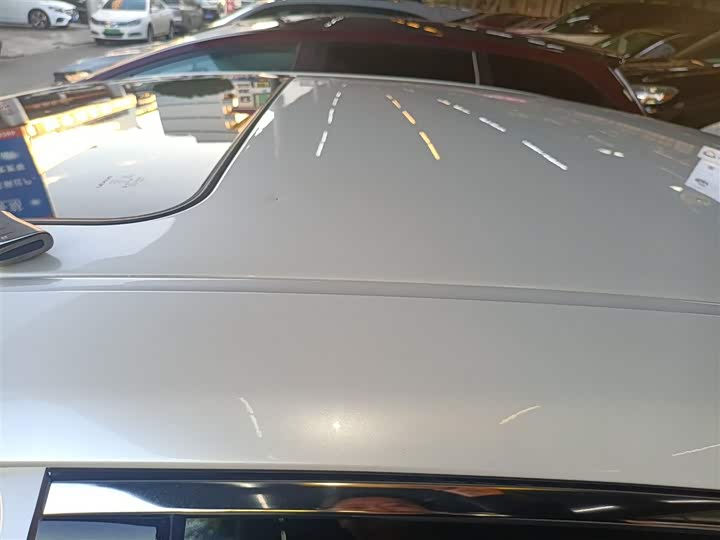 Фото 27 - Lexus ES