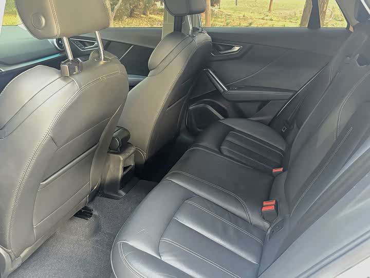 Фото 7 - Audi Q2L