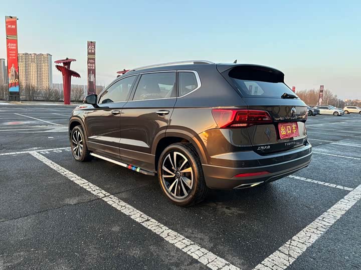 Фото 7 - Volkswagen Tharu