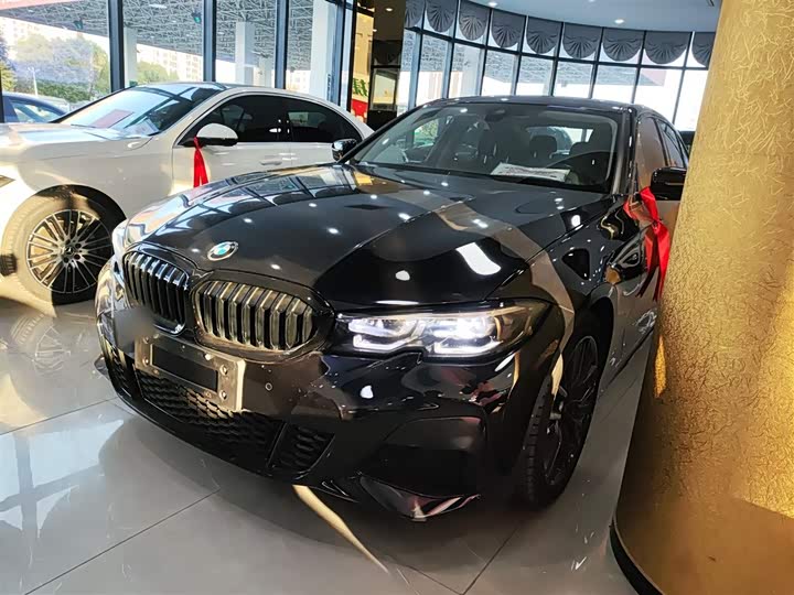 Фото 1 - BMW 3 Series