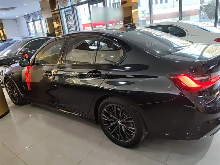 Фото 5 - BMW 3 Series