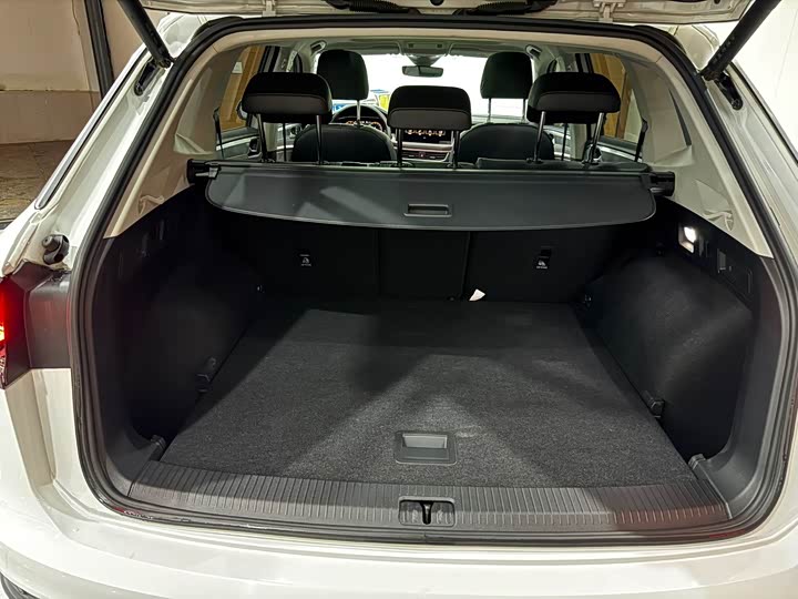 Фото 22 - Volkswagen Tayron