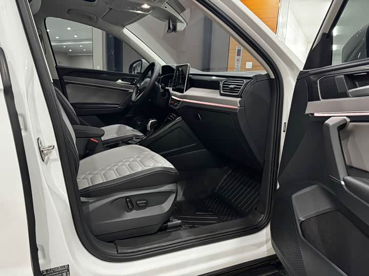 Фото 24 - Volkswagen Tayron