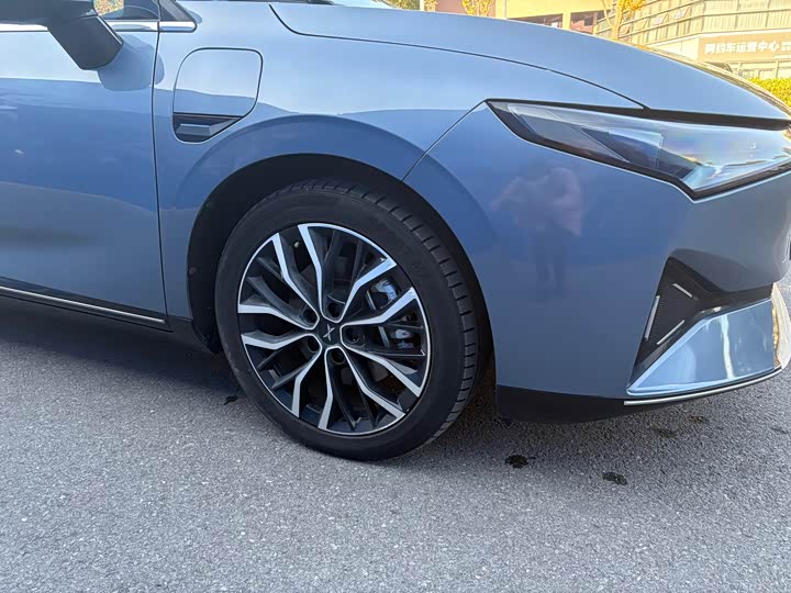 Фото 10 - XPeng P5