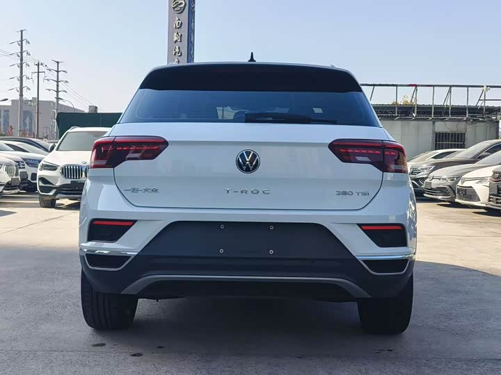 Фото 8 - Volkswagen T-Roc